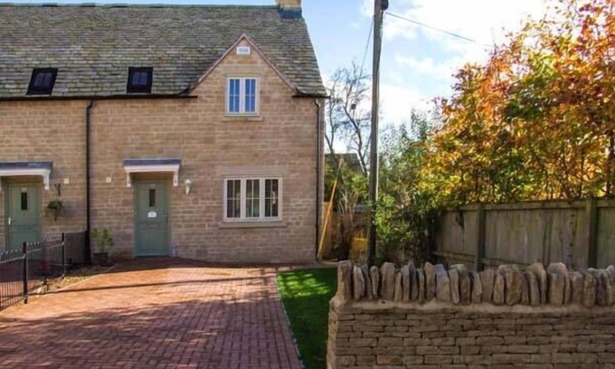 Cheltenham Cottage | Jubileo Mews, ANDOVERSFORD