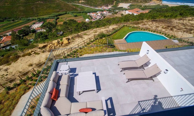 Barril de Cima Appartement | Julião Beach House in Carvoeira