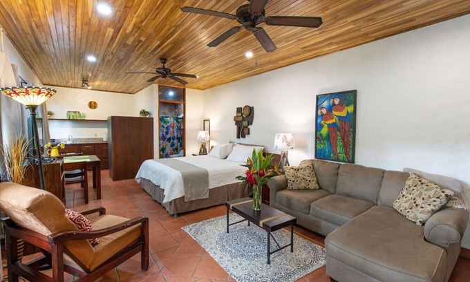 Valle Pura Vida Appartement | Jungle Villa-spacious studio/pool