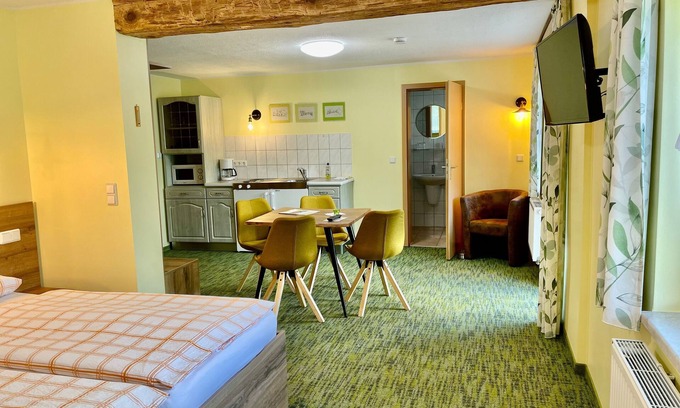 Alt Zauche-Wußwerk Maison | Junior suite up to 4 persons room 2 - Landhaus Brodack
