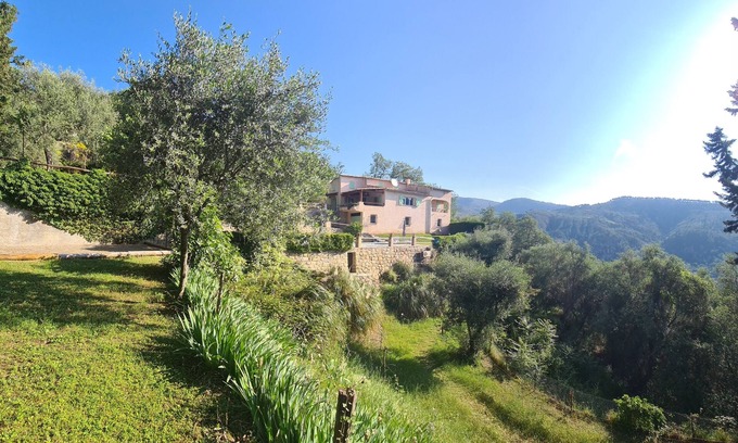 Coaraze Villa | Villa de 3 chambres avec magnifique vue sur les montagnes proche de Nice/Monaco