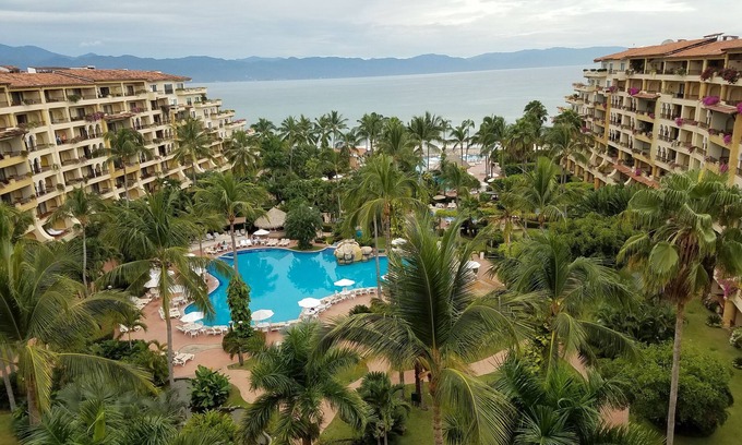 Marina Vallarta Copropriété | Just Available March 8th to March 19th 2024