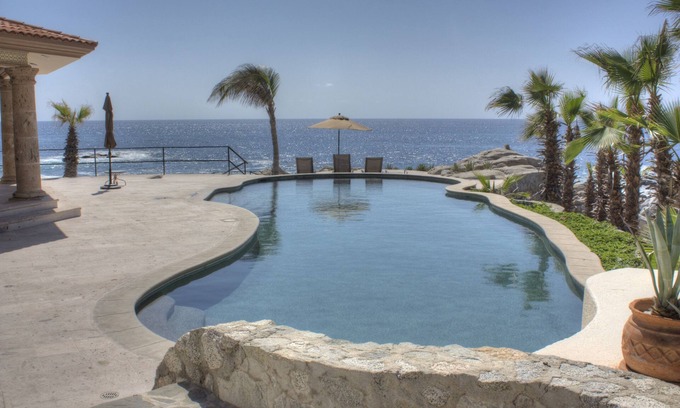 Cabo Bello Maison | À quelques pas de la plage, The Perfect Cabo Villa vous attend.