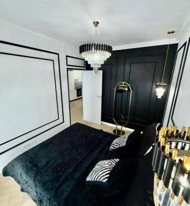 Grunwald Appartement | Just Unique black