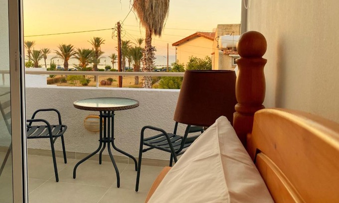 Latsi Appartement | JustSmile - Seaview Maisonette in Latchi