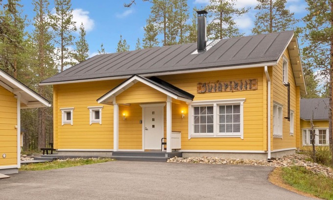 Sirkka Maison | Jutapirtti by Interhome