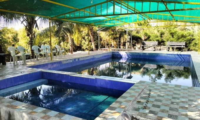 Junagadh Station Balnéaire | JVl Resort By Nexottel