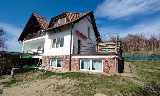 Badacsonyors Maison | Kékturás-Tóra-Nyíló privát bérlemény