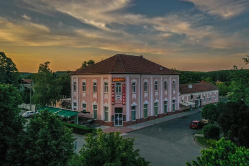 Gyomaendrod Hôtel | Körös Panzió és Étterem