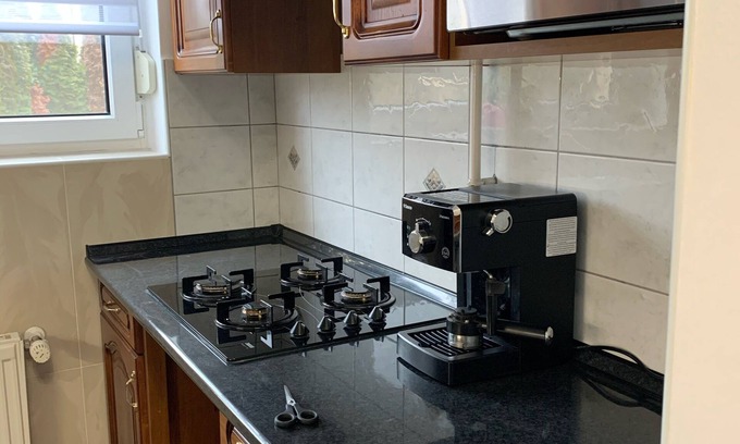 Heviz Appartement | KŐNIG APARTMAN I. II. III. HÉVÍZI TÓTÓL 300 MÉTERRE TALÁLHATÓ!