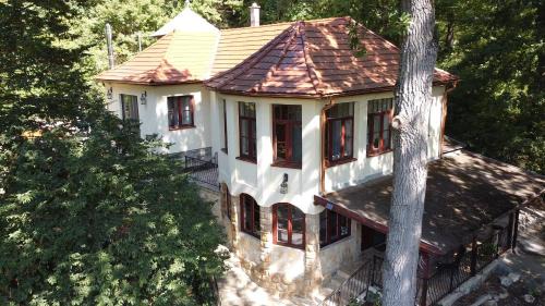 Kismaros Maison | Kőszikla Vendégház a csendes pihenésre vágyóknak!
