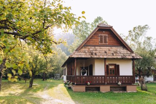 Comiat Maison | Kacor Guesthouse