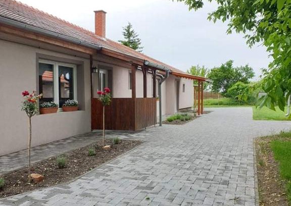 Balatonfokajar Appartement | Kajári Apartmanház