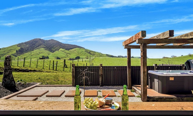 Otorohanga District Maison | Kakepuku View and Spa Retreat - Te Awamutu