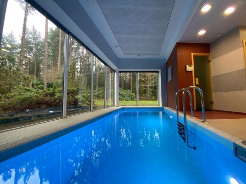Haabersti Maison | Kakumäe Raba Villa - puhkemaja basseiniga Tallinnas