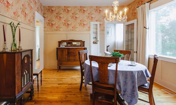 BX Maison | Kalamalka Lake Vintage Farmhouse
