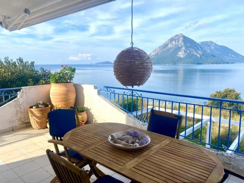 Paliovarka Appartement | Kalamos Bay View