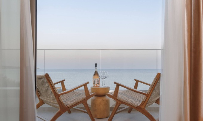 Old Quarter Appartement | "KALES 2" SEA VIEW SUITES