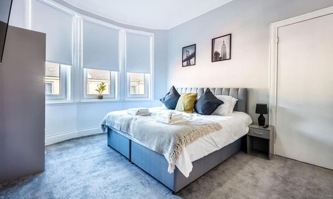 Wishaw Appartement | Kali Apartment - Spacious 3 bed apartment in Wishaw