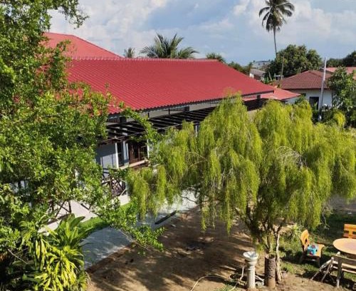 Kampung Tanjung Mas Chalet De Ski | Kampung vibes with good location