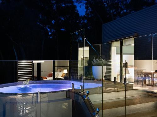 Daylesford Maison | Kangary - bush retreat with outdoor spa