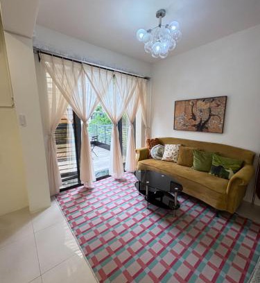 Zuoying District Maison | Kaohsiung Raifong Corner Homestay