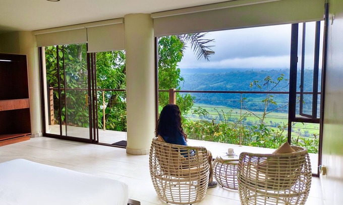 Escalera Hôtel | Kapari Natural Lodge & Spa