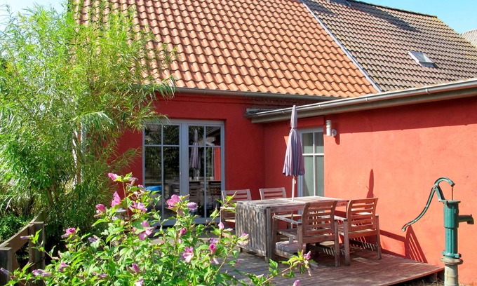 Leopoldshagen Maison | Kapitänshaus Leo by Interhome