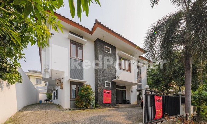 Binong Hôtel | Karawaci Taman Permata Tiga Mitra RedDoorz