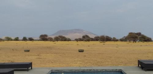 Leeupoort Maison | Kareefontein 8 Bedroom Lodge IKH1