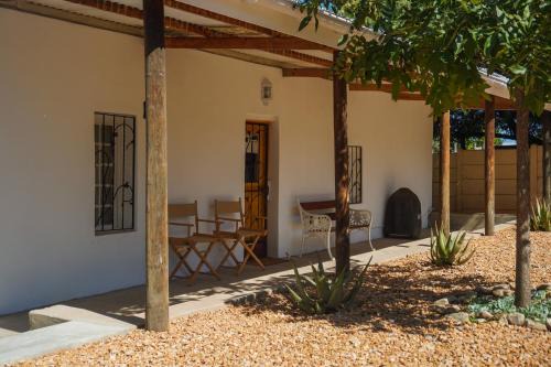 Ladismith Appartement | Karoobossie Self catering