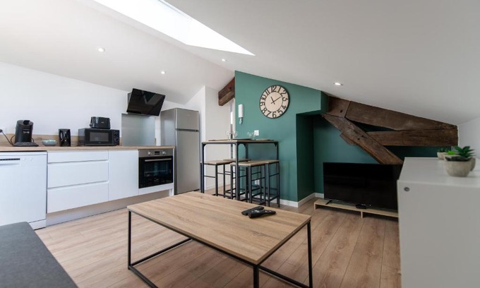 Saint-Chamond Appartement | KASA NOVA - Tout équipé & CLIMATISATION
