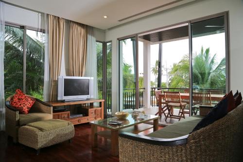 Kata Appartement | Kata gardens luxury 2bedroom 4B Near Kata Noi Beach