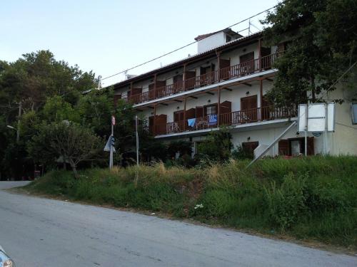 Zagora-Mouresi Hôtel | Katerina