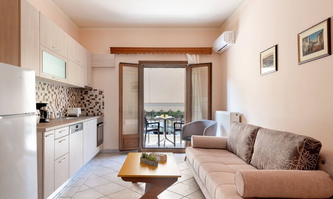 Kefalonia Appartement | L'appartement confortable avec vue sur la montagne de Katerina