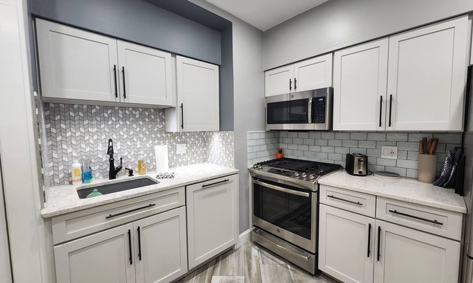 Terre Haute Maison | Katherine's Cozy Bungalow! No Check-out List!!