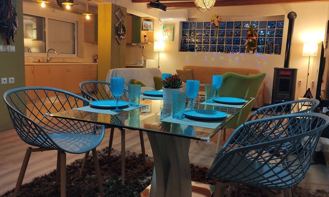 Velon Maison | Katia's Country House is located 3 km from Kiato beach.