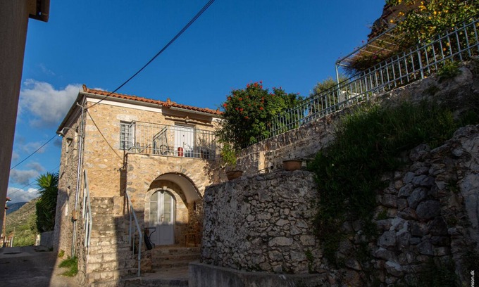 Leonidio Maison | KATSOUART 1