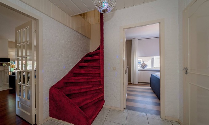 Municipality of Katwijk Maison | Katwijk aan Zee, Adrianastraat for 10 people!
