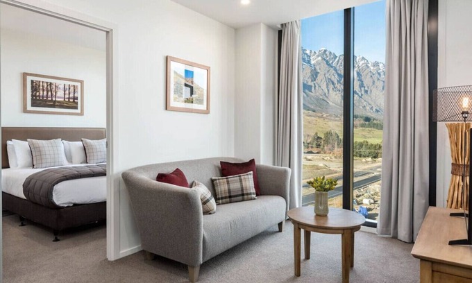 Frankton Appartement | Kawarau View - Près de l'aéroport, des boutiques, des cafés et des bars.
