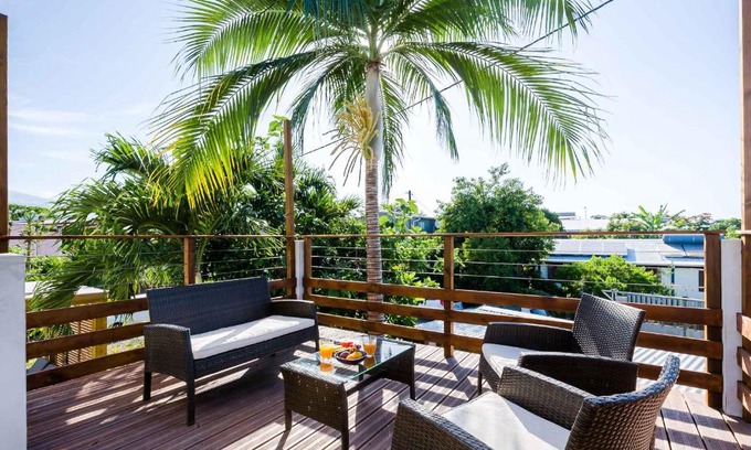 Etang Sale Les Bains Appartement | Kaz Combava