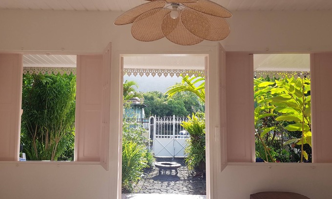 Entre-Deux Maison | Kaz cyatheas creole house in the heart of the village - close to all amenities