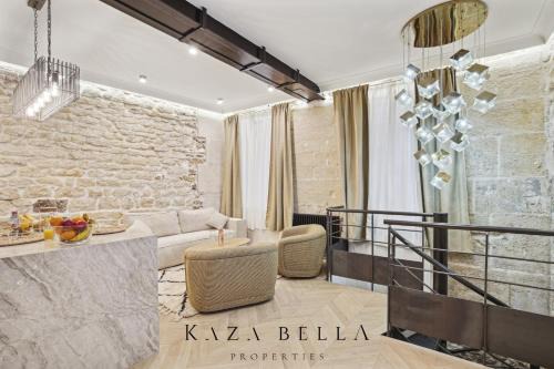 Quartier Saint-Ambroise Appartement | KAZA BELLA - Haut Marais Modern flat with small pool