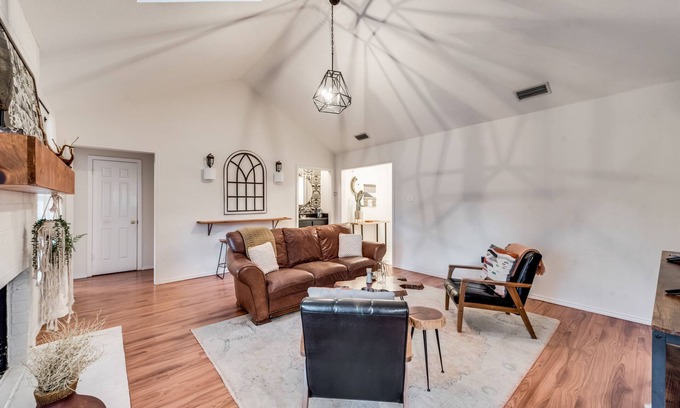Keller Maison | Keller Guest Getaway