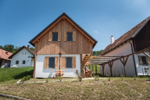 Eltendorf Maison | Kellerstöckl Uhudlerei 39