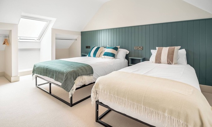 Fenit Cottage | Kellys, Coastal Cottage in Fenit, Co.Kerry - an authentic Wild Atlantic stay