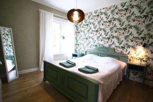 Maenttae-Vilppula Appartement | Keltaisen Kartanon Roosa