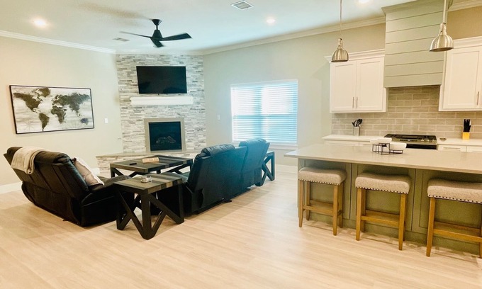 League City Maison | Kemah Delight!
