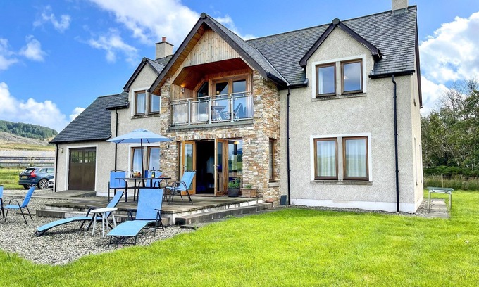 Tarbert Maison | Kennacraig, gateway to Islay, Jura, Scottish Highlands, luxury country house