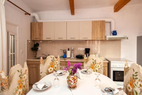 Vizari Maison | Kentrochori Mountain View House